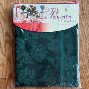Green Poinsettia Damask Tablecloth Oblong 60” x 84” NEW Elegant